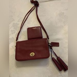 COACH  Penny Legacy Brown Leather Turn-Lock Tassel Crossbody W/Matching Wallet